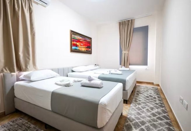 Shqiperi, jepet me qera apartament 2+1 Kati 2, 90 m² 600 € (KODRA E DIELLIT)