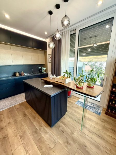 Tirane, shes apartament+verande | Penthouse 3+1+Aneks+Ballkon , 261 m² (Kopshti Botanik)