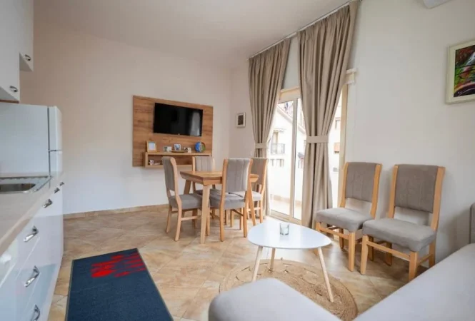 Tirane, jepet me qera apartament 2+1 Kati 2, 95 m² 600 € (KODRA E DIELLIT)