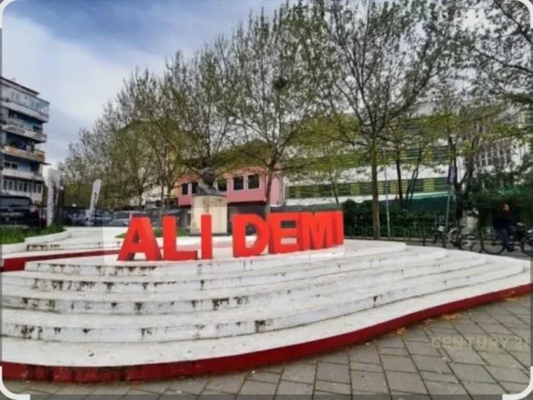 Tirane, shitet apartament 1+1 Kati 3, 56 m² 95.000 € 