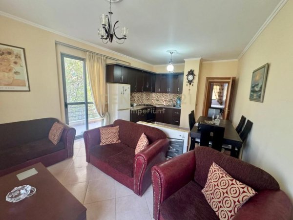 Tirane, jepet me qera apartament 2+1 Kati 2, 107 m² 500 € (Misto Mame)