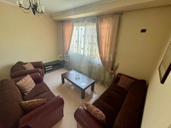 Tirane, jepet me qera apartament 2+1 Kati 2, 107 m² 500 € (Misto Mame)