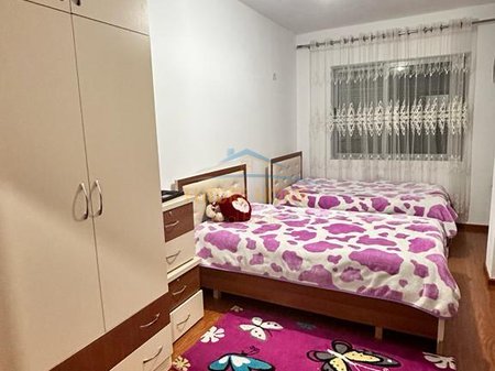 Tirane, jepet me qera apartament 2+1 Kati 5, 110 m² 500 € 