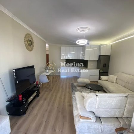 Tirane, jepet me qera apartament 1+1 Kati 6, 75 m² 650 € (Stacioni i Trenit)