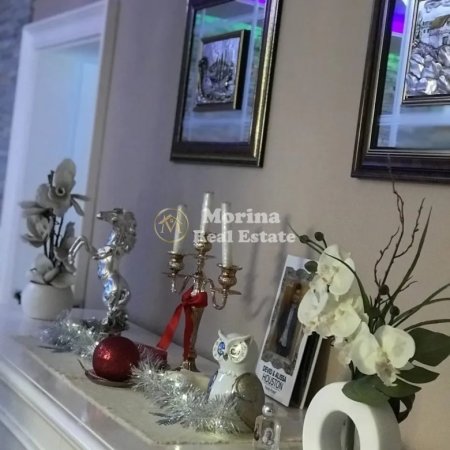 Tirane, shitet apartament 3+1 Kati 3, 128 m² 290.000 € (Rruga Robert Shvarc)