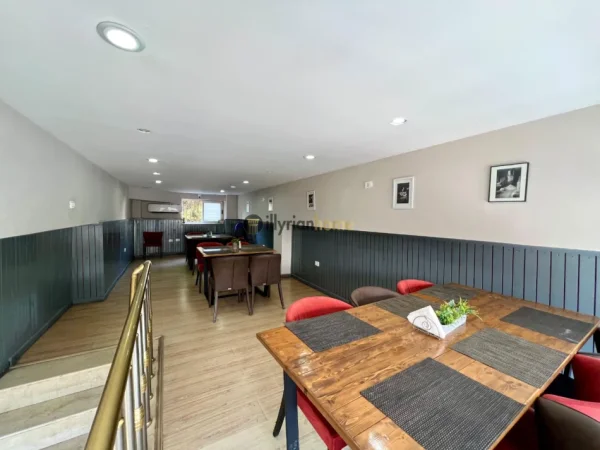 Tirane, njoftim Shitet Aktivitet Biznesi, “Xhamllik”, Tiranë 12.000 €