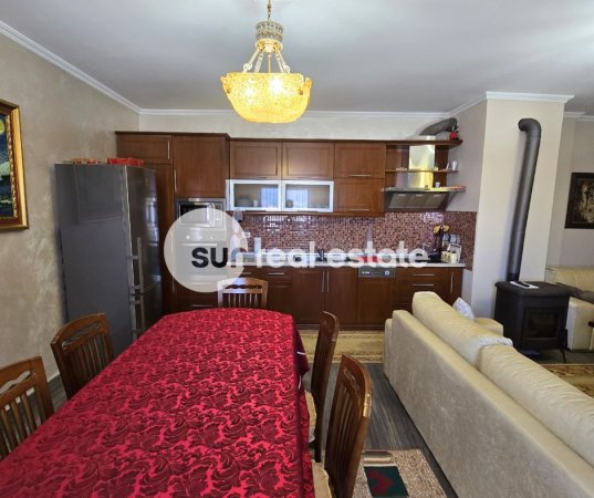 Shkoder, jepet me qera apartament 2+1+Ballkon Kati 7, 103 m² (XHABIJE)