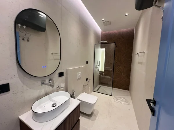 Tirane, jepet me qera apartament 1+1 Kati 0, 90 m² 900 € (Kodra e Diellit)