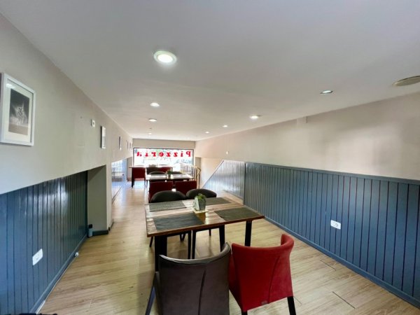 Shqiperi, jepet me qera bar-resorant Kati 0, 45 m² 12.000 € (Xhamllik)