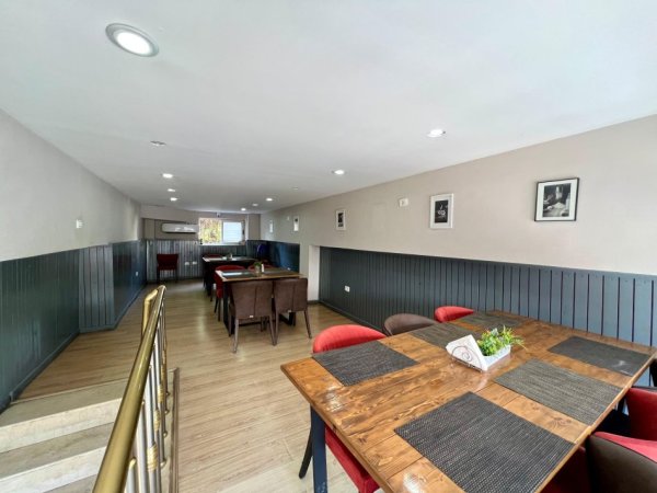 Shqiperi, jepet me qera bar-resorant Kati 0, 45 m² 12.000 € (Xhamllik)