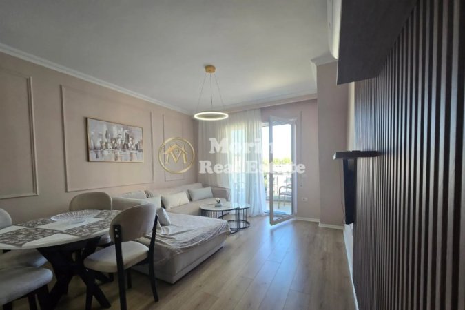 Tirane, jepet me qera apartament 2+1+Ballkon Kati 4, 100 m² 650 € (Astir, Vila L)