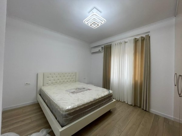 Tirane, jepet me qera apartament 2+1 Kati 3, 90 m² 800 € (Kodra e Diellit)