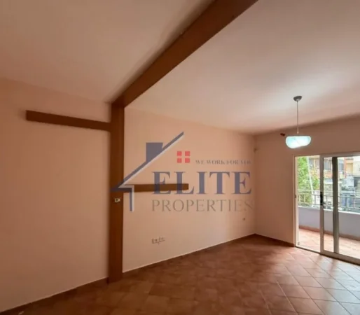 Tirane, shitet apartament 1+1+Ballkon Kati 2, 59 m² 160.000 € (Komuna e Parisit)
