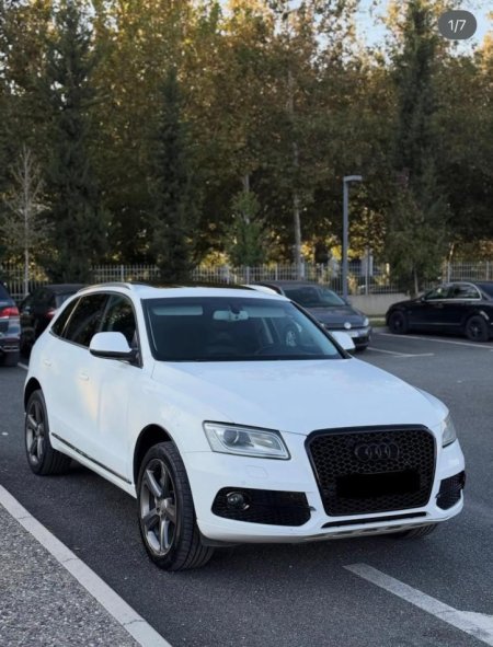 Tirane, shes makine Audi Q5 Nafte, e bardhë automatik Kondicioner 220.000 km 135.000 €