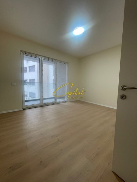Tirane, jepet me qera zyre Kati 3, 100 m² 550 € (ASTIR)