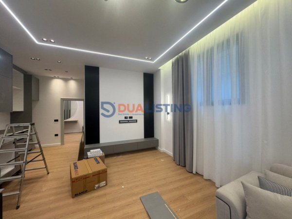 Tirane, jepet me qera apartament 1+1+Ballkon Kati 1, 65 m² 800 € (Kodra e Diellit)
