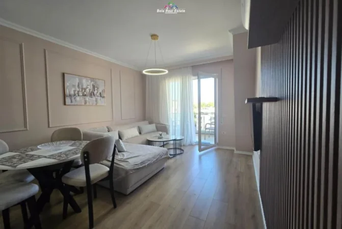 Tirane, jepet me qera apartament 2+1+Ballkon Kati 4, 100 m² 650 € (Astir)