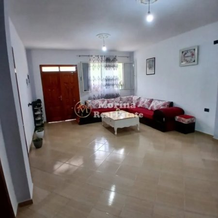 Tirane, shitet Vile 2+1 Kati 1, 390 m² 185.000 € (Shkoze – Lanabregas )