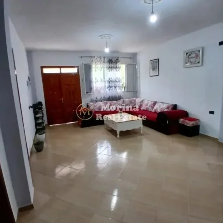 Tirane, shitet Vile 2+1 Kati 1, 390 m² 185.000 € (Shkoze – Lanabregas )