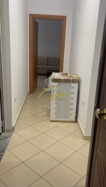 Tirane, jepet me qera apartament 2+1 Kati 7, 95 m² 450 € (ASTIR)