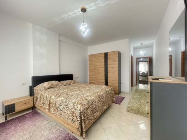 Tirane, jap me qera apartament 2+1 Kati 4, 100 m² 600 € 