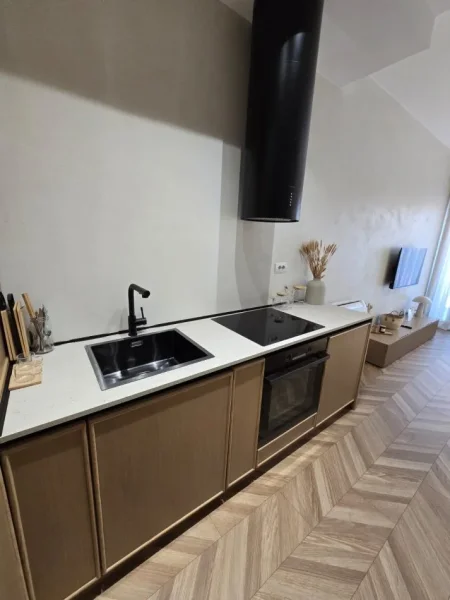 Tirane, shitet apartament 1+1+Ballkon Kati 3, 70 m² 220.000 € (Garden Building)