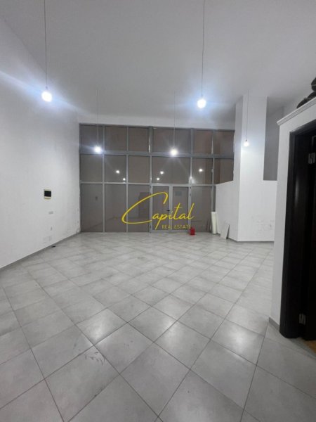 Tirane, jepet me qera ambjent biznesi Kati 0, 120 m² 1.150 € (ASTIR)