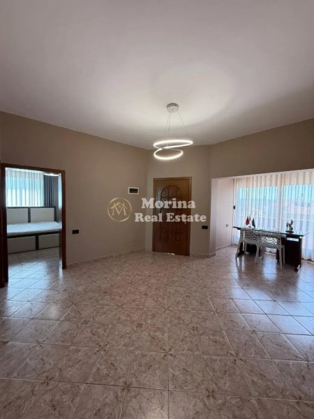 Tirane, jepet me qera Vile 2+1 Kati 3, 146 m² 500 € (Kodra e Priftit)