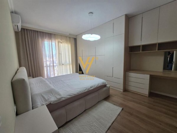 Tirane, jepet me qera apartament 2+1+Ballkon Kati 4, 105 m² 600 € (ASTIR)