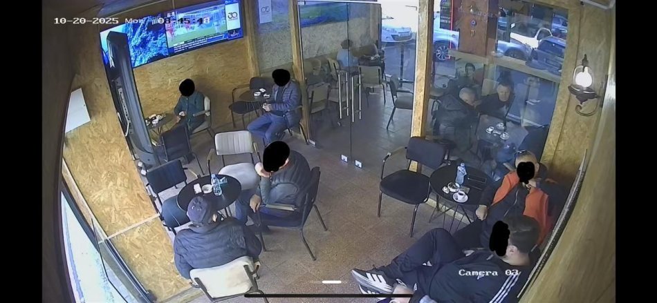 Tirane, jepet me qera lokal Kati 0, 60 m² 700 € (21 DHJETORI)