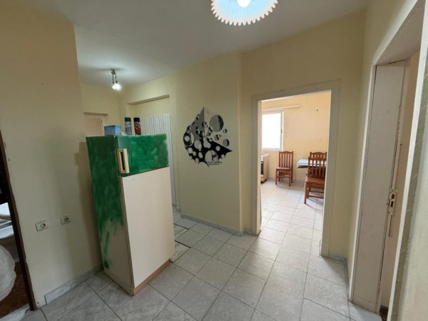 Tirane, shitet apartament 2+1 Kati 4, 72 m² 125.000 € (SHKOLLA E KUQE)
