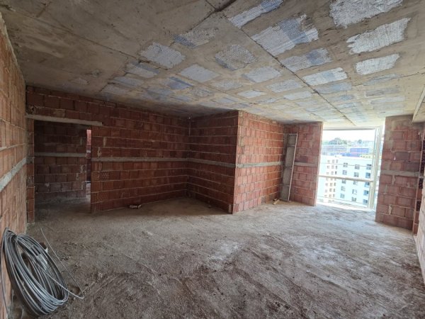 Tirane, shes apartament 2+1+Ballkon Kati 9, 93 m²