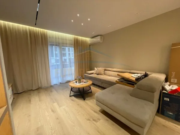 Tirane, shitet apartament 2+1 Kati 2, 110 m² 198.000 € (Bulevardi Migjeni)