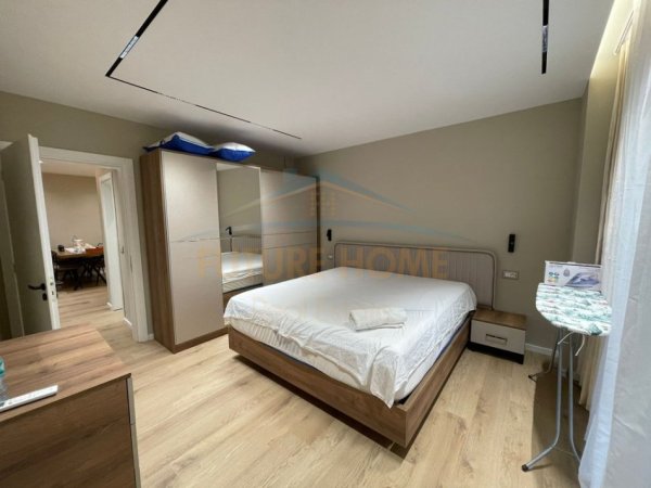 Tirane, jepet me qera apartament 2+1 Kati 2, 110 m² 700 € (Bulevardi Migjeni)