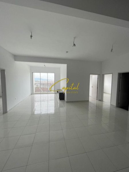Tirane, jepet me qera ambjent biznesi Kati 1, 160 m² 2.000 € (ASTIR)