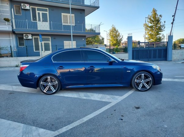 Vlore, shes makine BMW 528I 2009 Benzine/Gas Automat Benzin+Gaz, blu automatik Klima 206.000 km 10.000 €