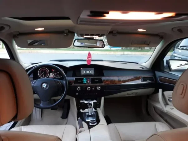 Vlore, shes makine BMW 528I 2009 Benzine/Gas Automat Benzin+Gaz, blu automatik Klima 206.000 km 10.000 €