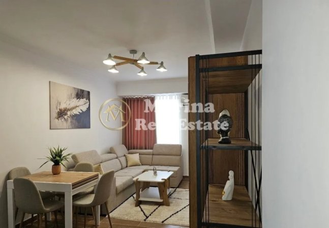 Tirane, jepet me qera apartament 1+1 Kati 1, 60 m² 600 € (21 Dhjetori)