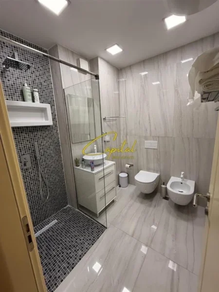 Tirane, shitet apartament 2+1 Kati 7, 109 m² 400.000 € (ISH STACIONI TRENIT)