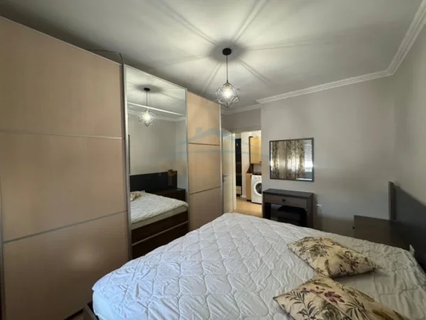 Tirane, jepet me qera apartament 3+1+Aneks+Ballkon Kati 6, 125 m² 1.100 € (RRUGA SULEJMAN PASHA)