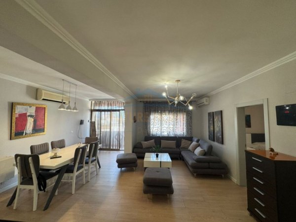 Tirane, jepet me qera apartament 3+1+Aneks+Ballkon Kati 6, 125 m² 1.100 € (RRUGA SULEJMAN PASHA)