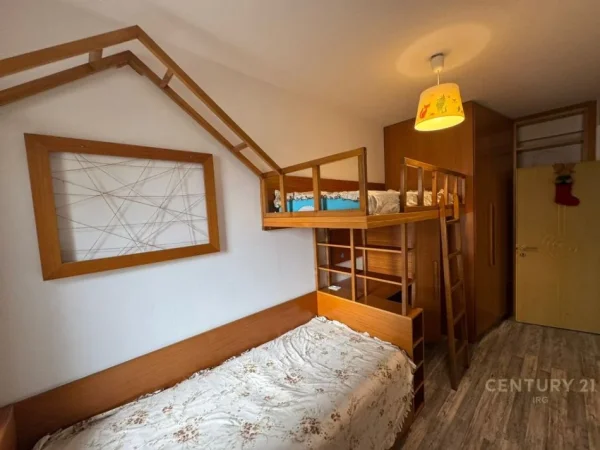Tirane, shitet apartament 2+1 Kati 4, 91 m² 165.000 € (Vilat e Selites)