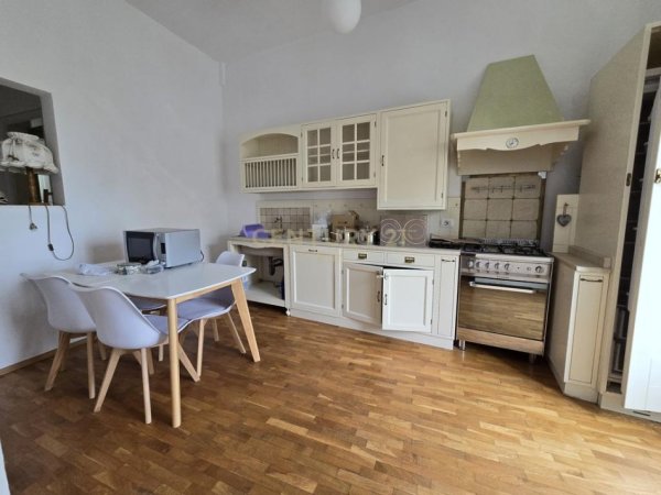 Durres, shitet apartament duplex 3+1+Aneks+Ballkon Kati 4, 183 m² 330.000 € (Qender , Durres)