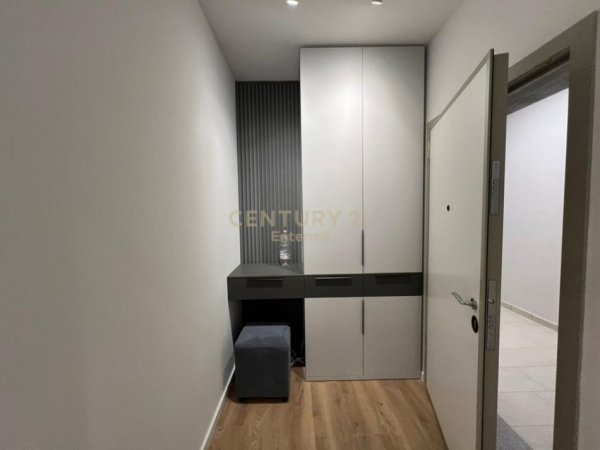 Tirane, shitet apartament 2+1 Kati 4, 125 m² 265.000 € (Fusha Aviacionit)
