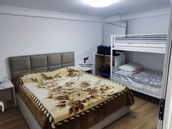 Tirane, jepet me qera apartament duplex 1+1 Kati 2, 60 m² 800 € (YZBERISHT)