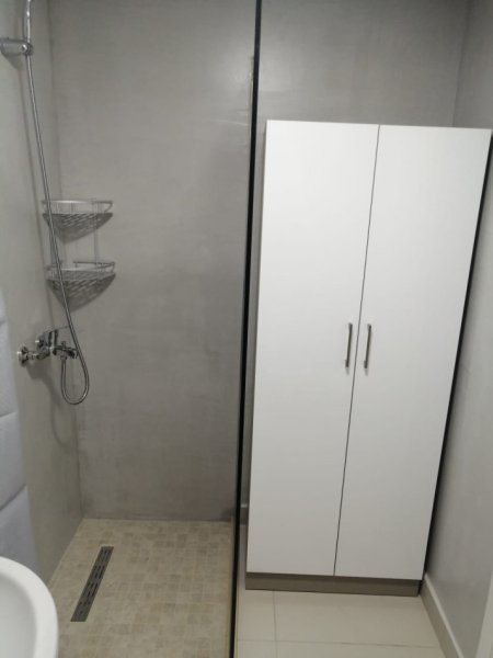 Tirane, jap me qera apartament 2+1+Ballkon Kati 3, 85 m² 450 € (Kinostudio)