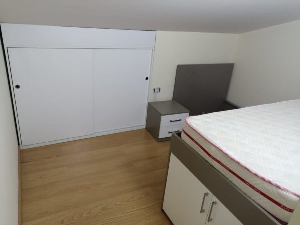 Tirane, jap me qera apartament 2+1+Ballkon Kati 3, 85 m² 450 € (Kinostudio)