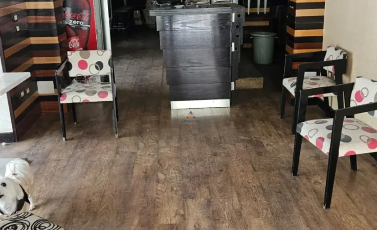 Tirane, shitet lokal Kati 1, 170 m² 1.000.000 € (SHESHI WILLSON)