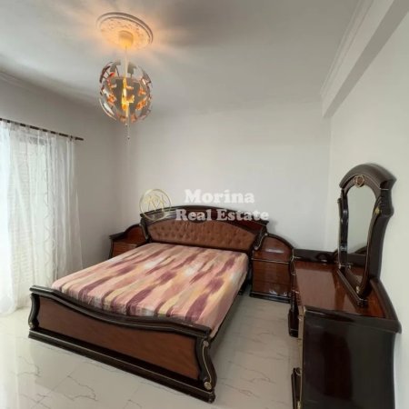 Tirane, jepet me qera Vile 2+1 Kati 3, 100 m² 500 € (Sauk)