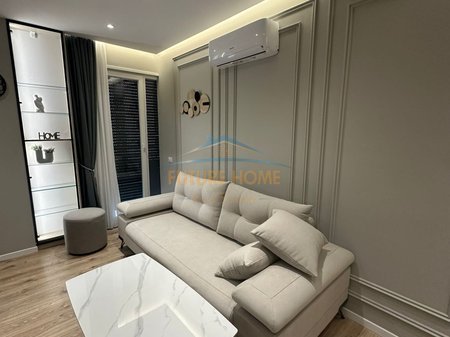 Tirane, jepet me qera apartament 1+1 Kati 3, 60 m² 550 € 